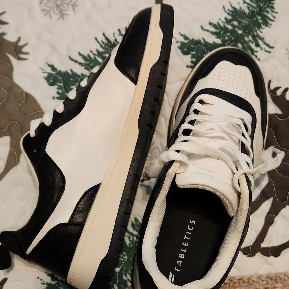 Fabletics Black & White Street Sneaker - Picture 2 of 4
